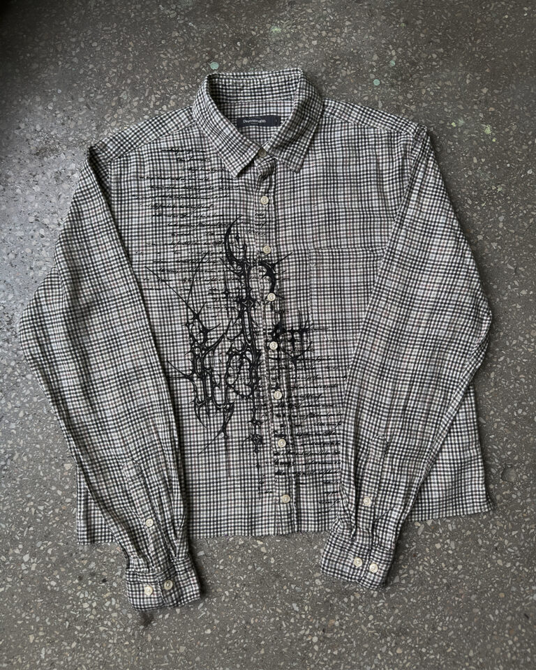 Upcycled shirt 016 S